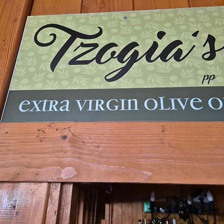 Tzogias Apartments Pan Lassi  Eksteriør billede
